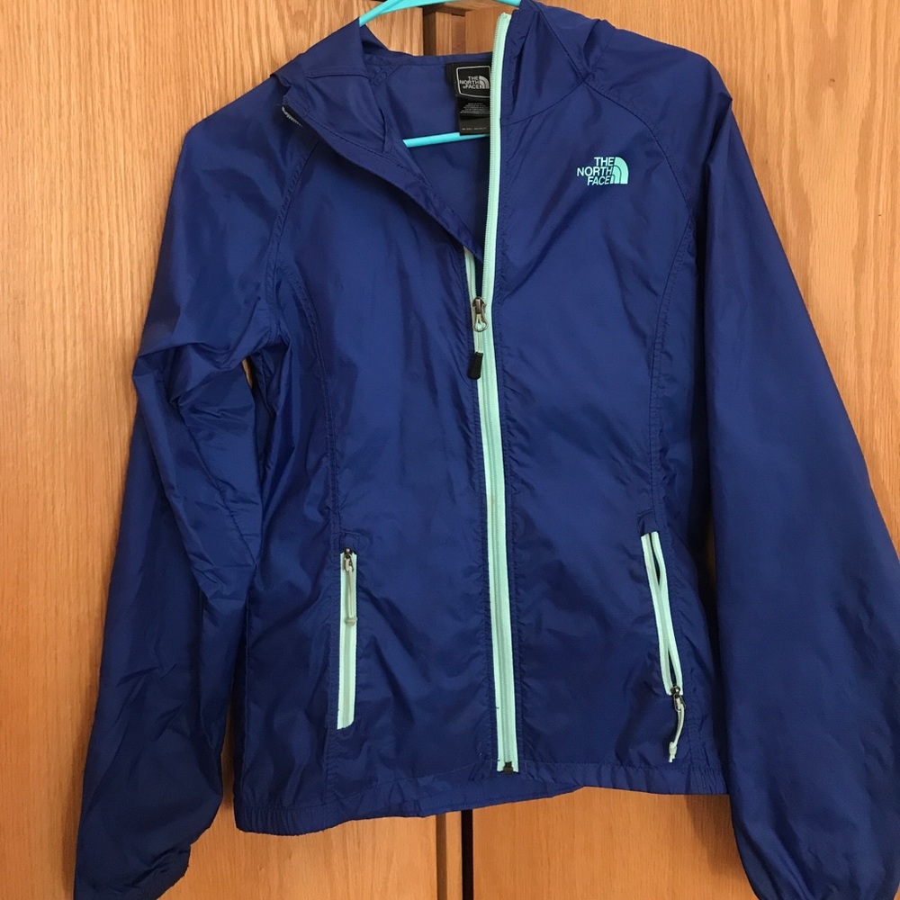 NORTH FACE RAIN JACKET